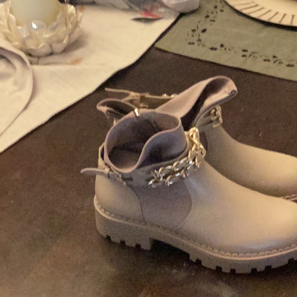 Jones of New York shoes